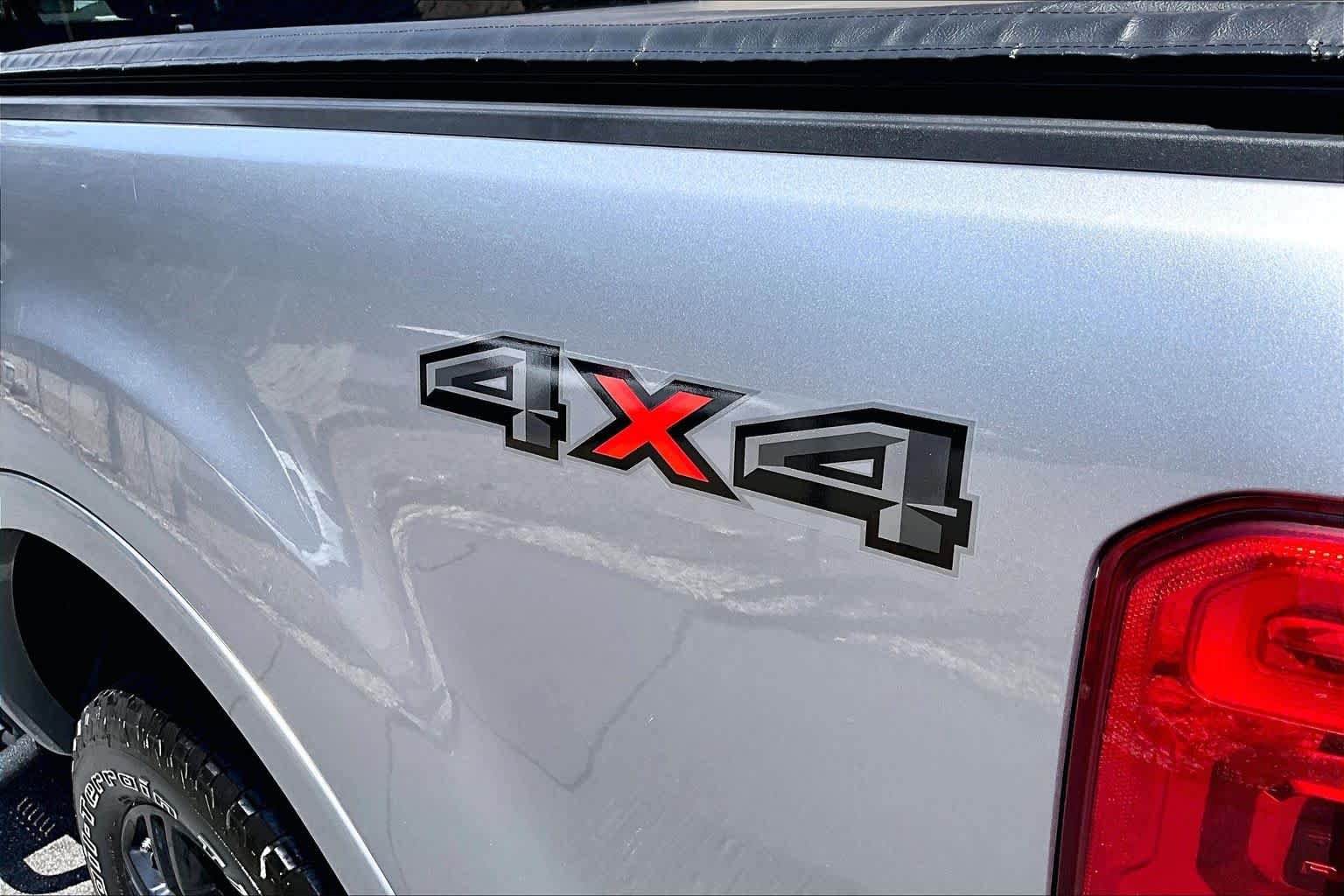 Used 2021 Iconic Silver Metallic Ford XLT image 10