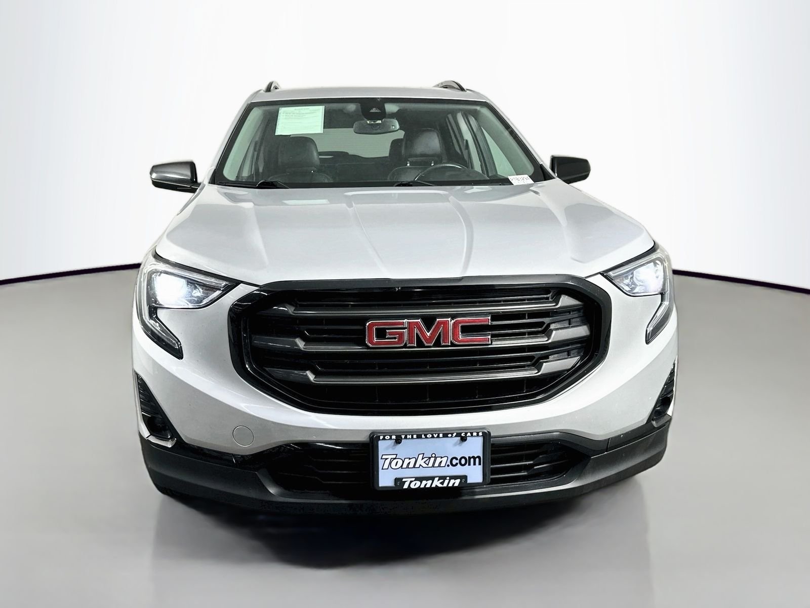 Used 2021 Quicksilver Metallic GMC SLT image 2