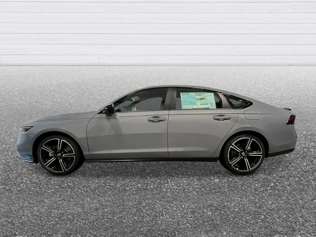 New 2026 Urban Gray Pearl Honda Sport image 2