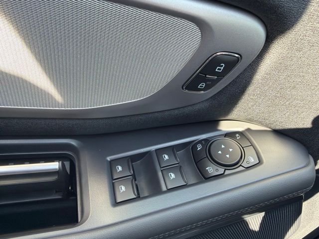New 2027 Agate Black Metallic Ford Active image 14