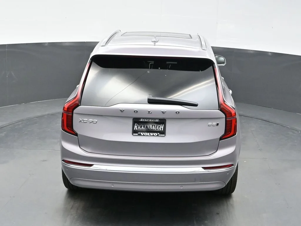 Used 2026 Aurora Silver Volvo Core image 34