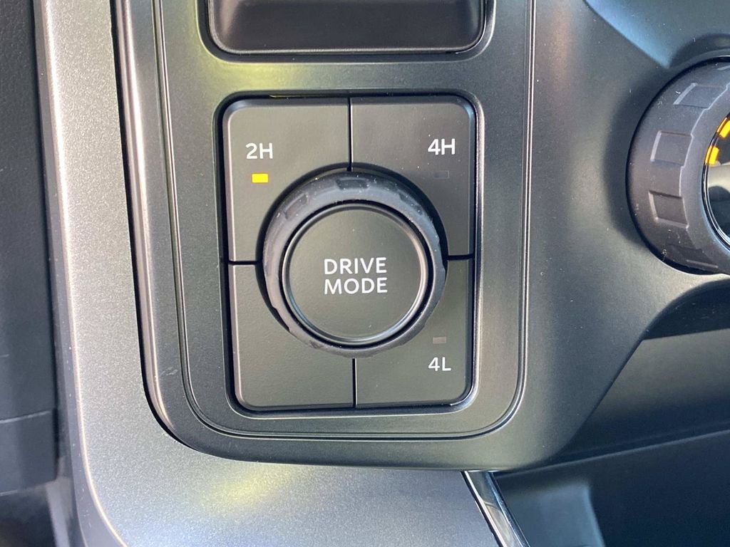 New 2026 Oxford White Ford STX® image 20