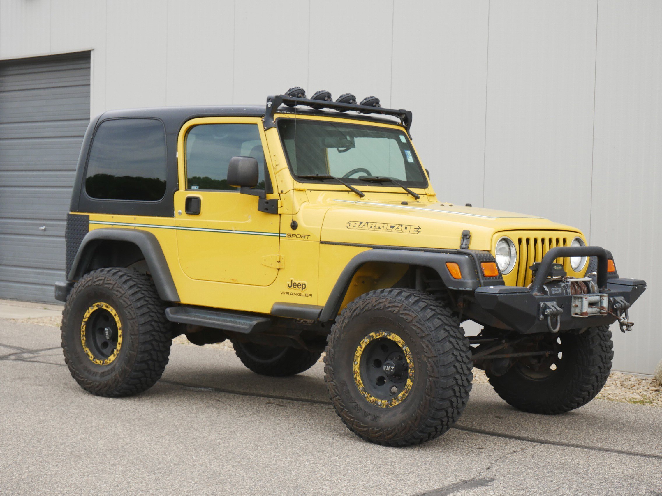 Used 2006 Yellow Jeep Sport image 7