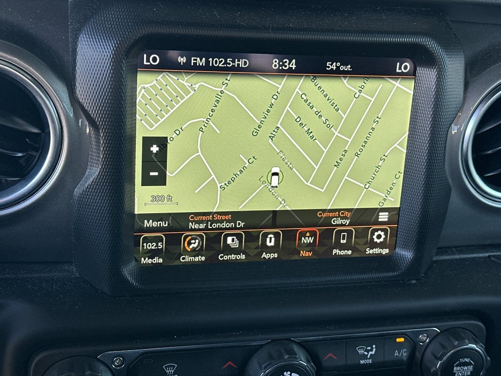 2021 Jeep Gladiator Overland - Photo 18