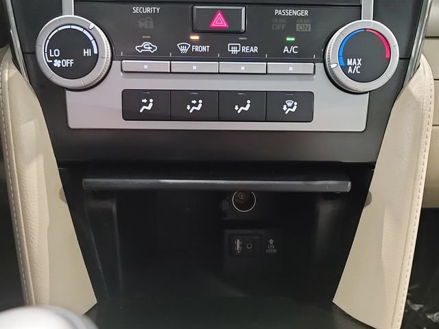 Used 2012 Clearwater Blue Toyota LE image 31