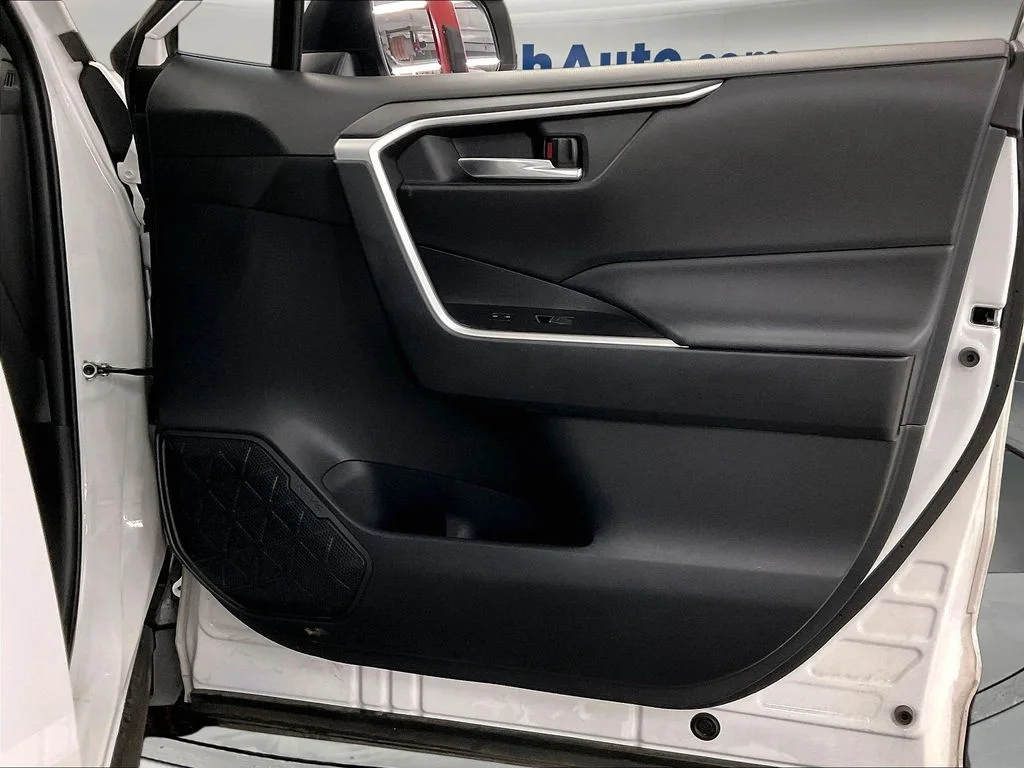 Certified Used 2024 White Toyota XLE image 28