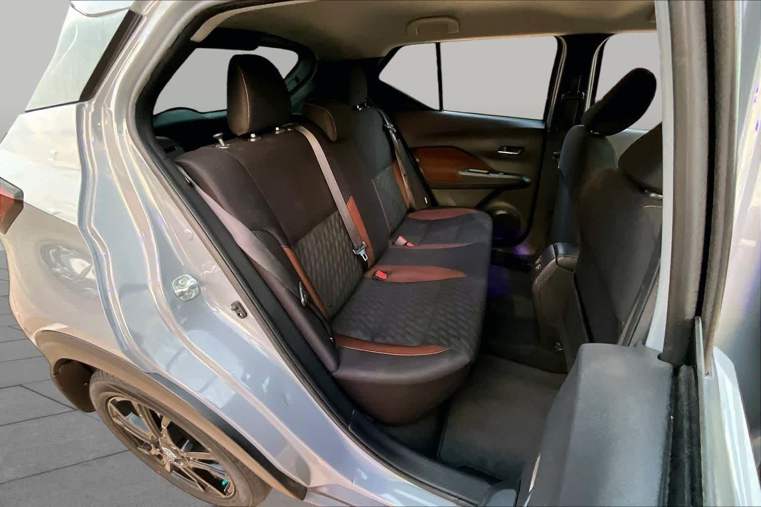 Used 2022 Boulder Gray Pearl Nissan SR image 18