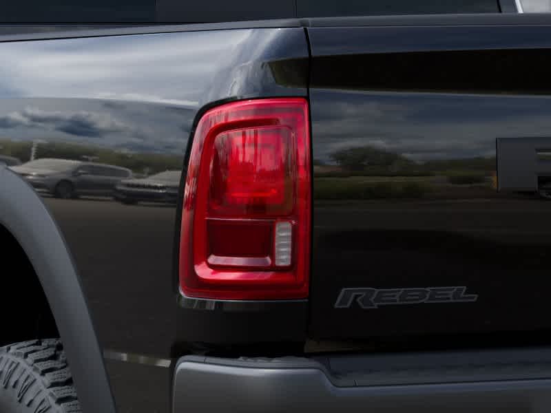 2025 RAM 2500 Rebel - Photo 9