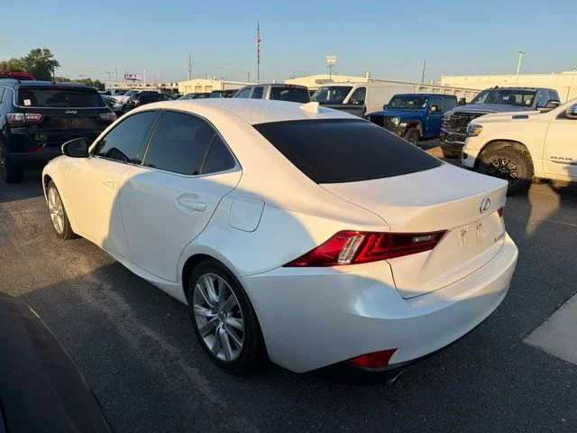 Used 2016 White Lexus 200t image 9