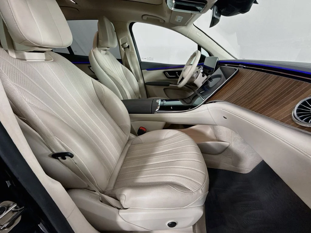 Used 2023 Obsidian Black Metallic Mercedes-Benz 450 image 22
