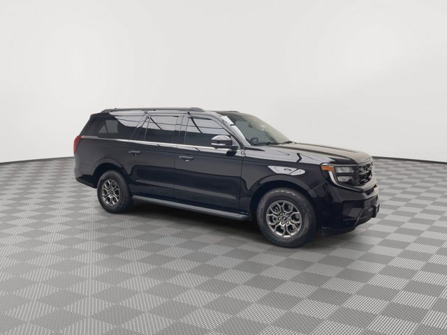 Used 2026 Agate Black Metallic Ford Active image 44
