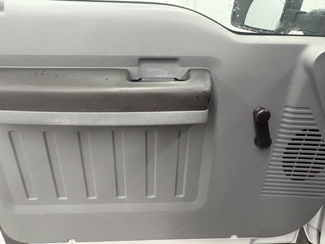 Used 2011 White Ford XL image 11
