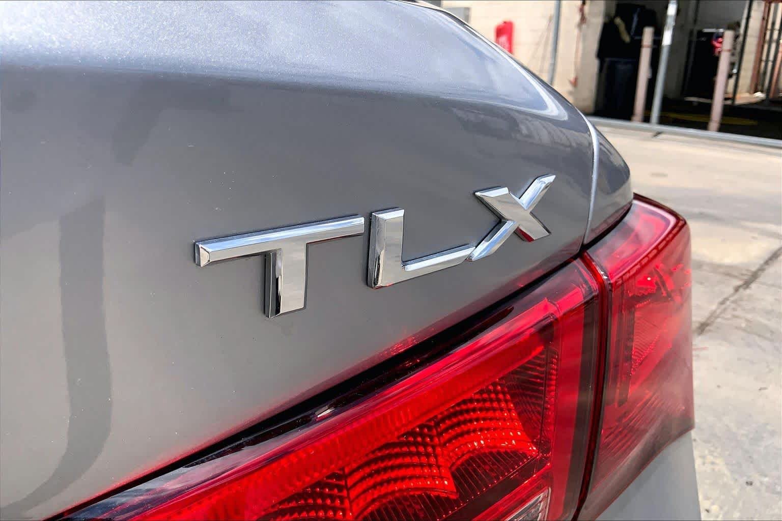 Used 2020 Lunar Silver Metallic Acura w/Technology Pkg image 10