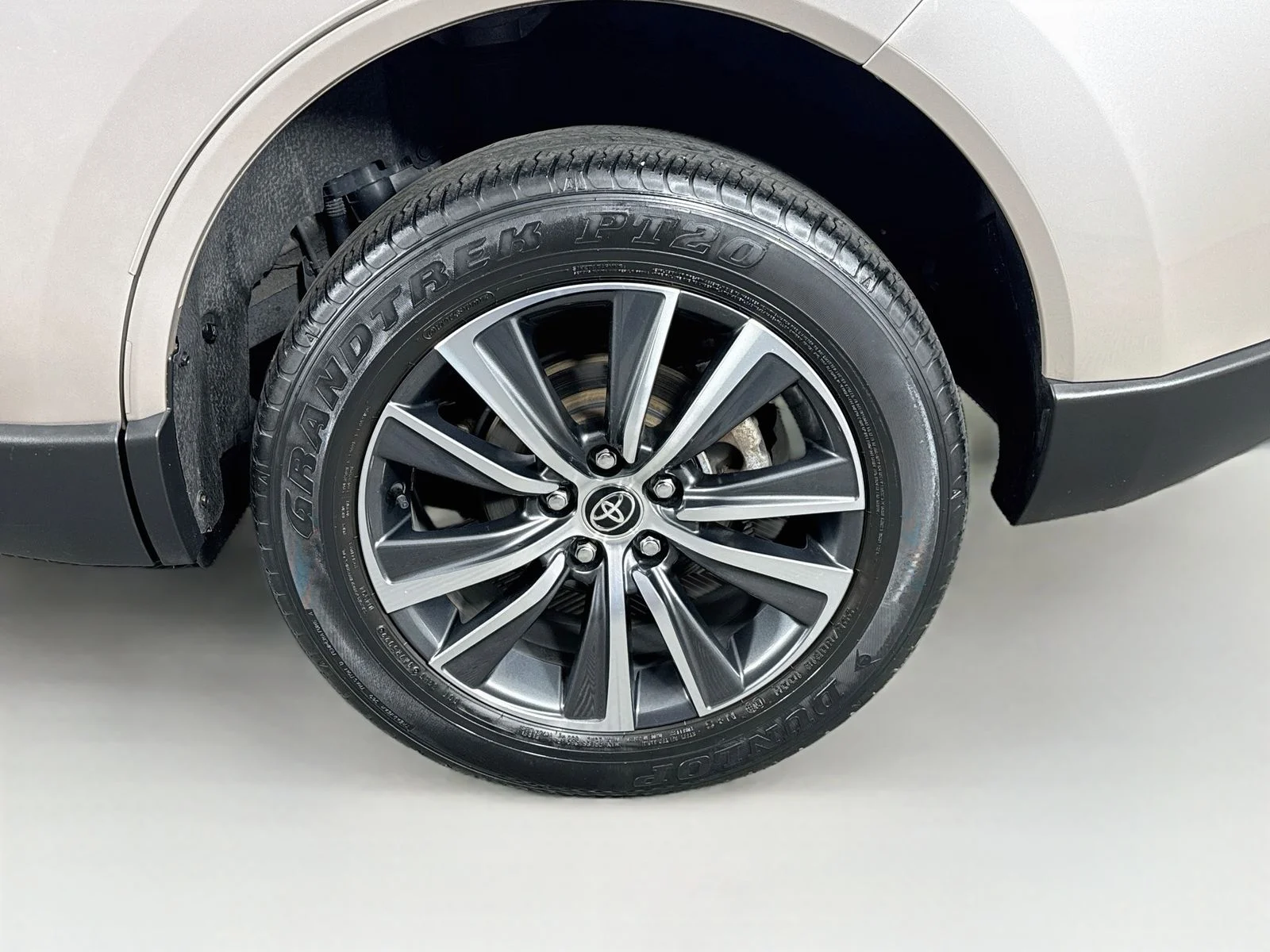 Certified Used 2023 Silver Toyota LE image 29