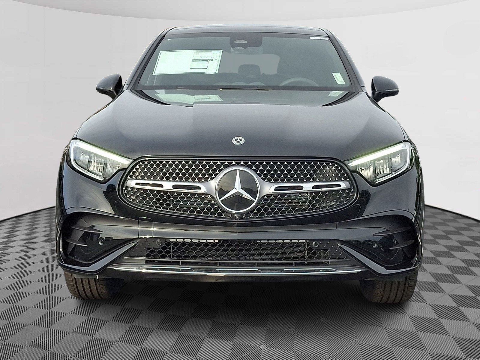 New 2027 Black Mercedes-Benz GLC 300 image 2