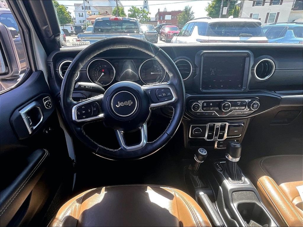 Used 2023 White Jeep Sahara 4xe image 17