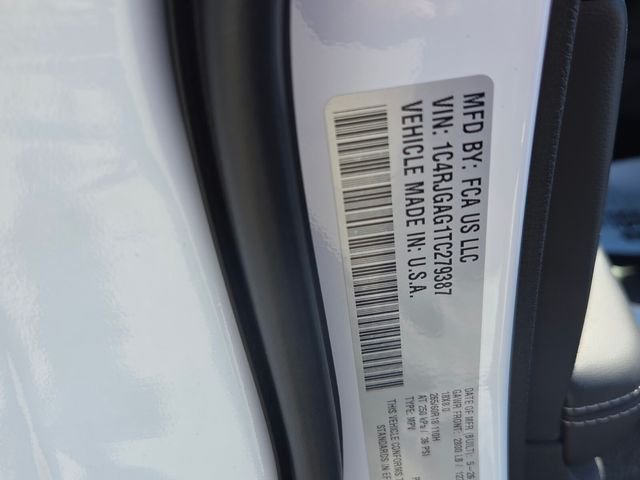 New 2026 Bright White Clear-Coat Exterior Paint Jeep Laredo image 7