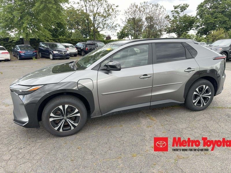 2023 Toyota bZ4X XLE AWD's photo
