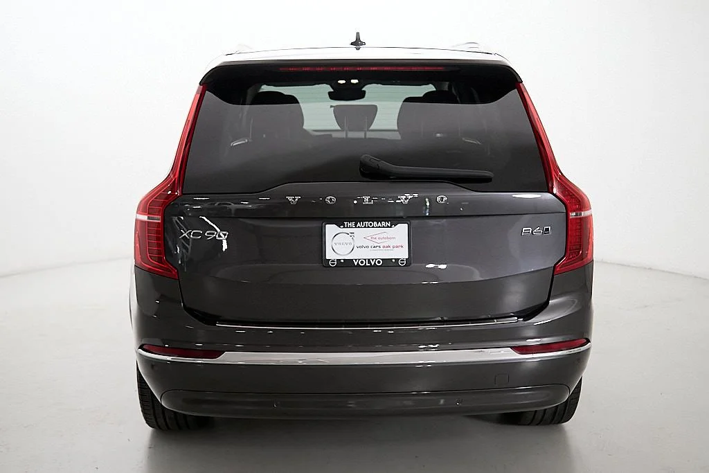 Certified Used 2024 Platinum Grey Volvo Plus image 8