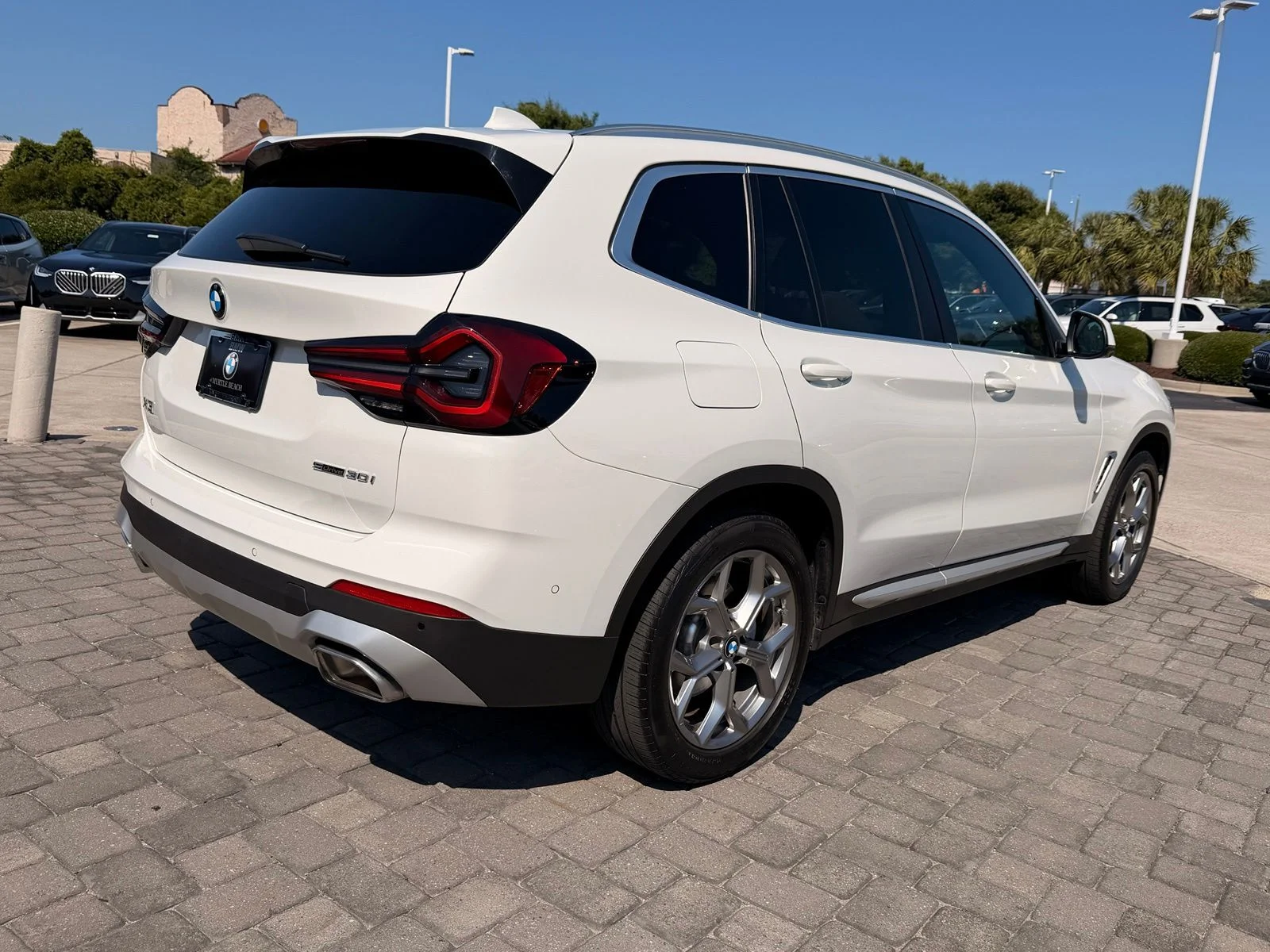 Certified Used 2023 Alpine White BMW sDrive30i image 9