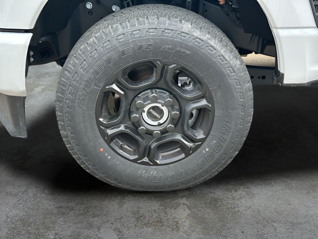 2026 Ford F-250 Super Duty XL - Photo 9