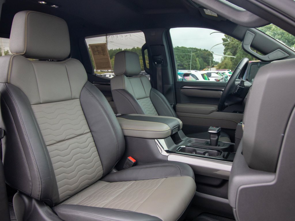 2025 Chevrolet Silverado 1500 ZR2 - Photo 16