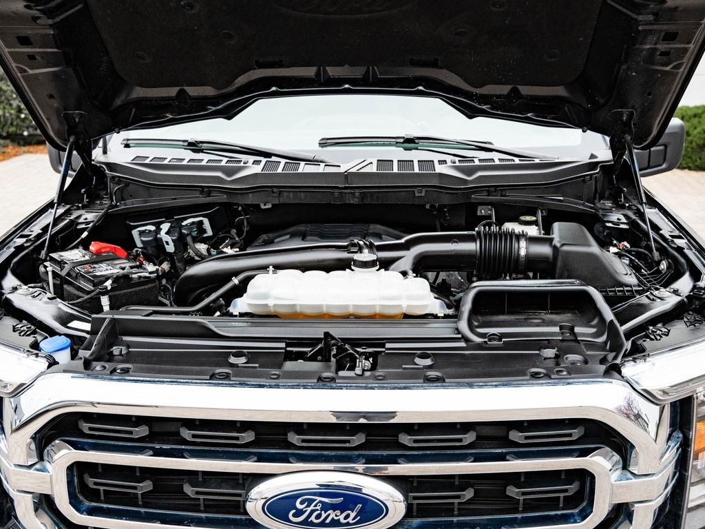 Used 2023 Antimatter Blue Metallic Ford XLT image 44