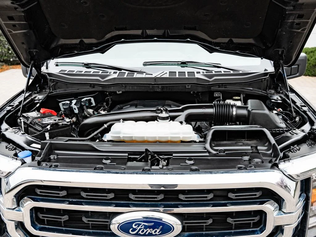 Used 2023 Antimatter Blue Metallic Ford XLT image 44