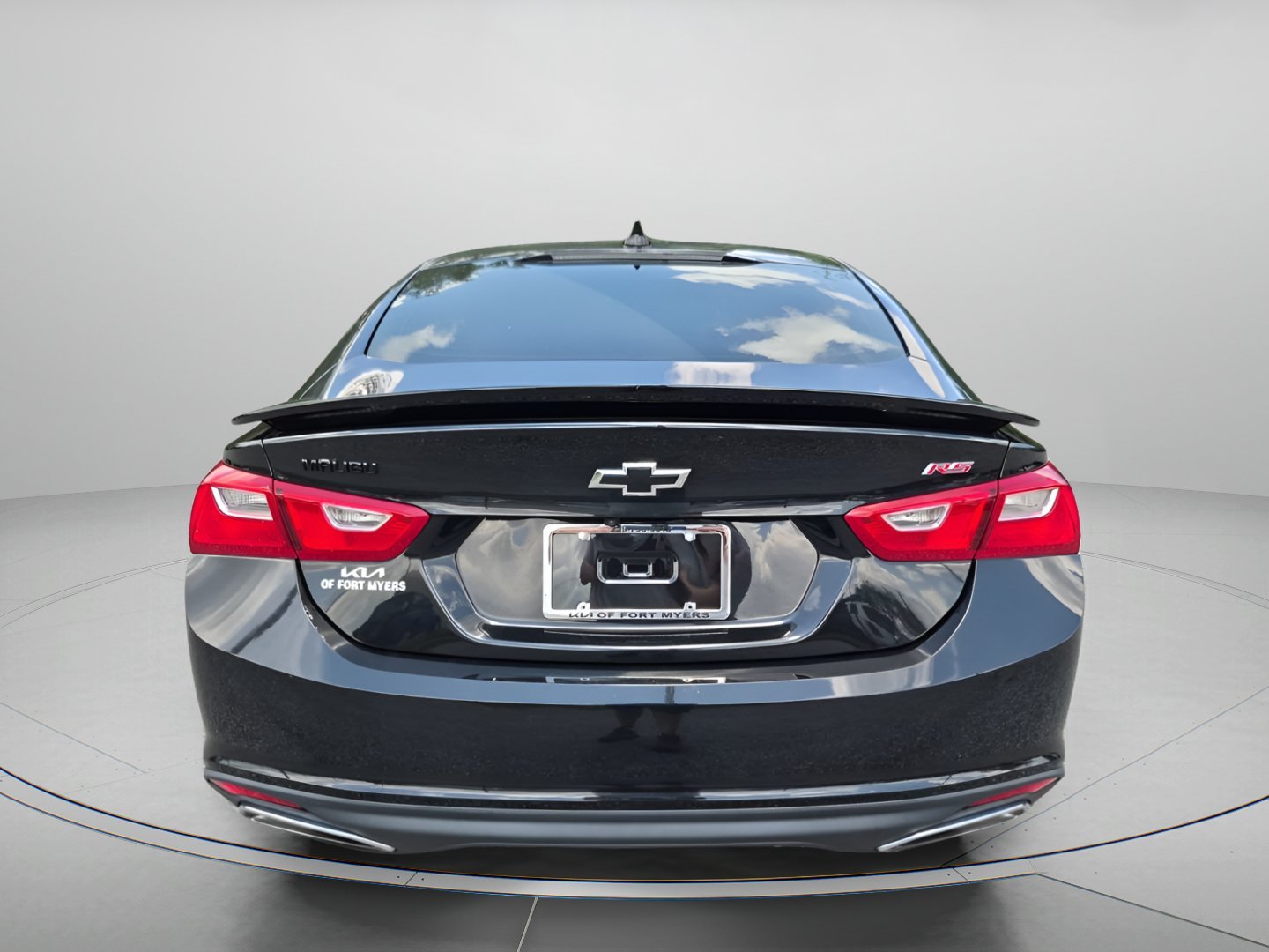 Used 2021 Mosaic Black Metallic Chevrolet RS image 3