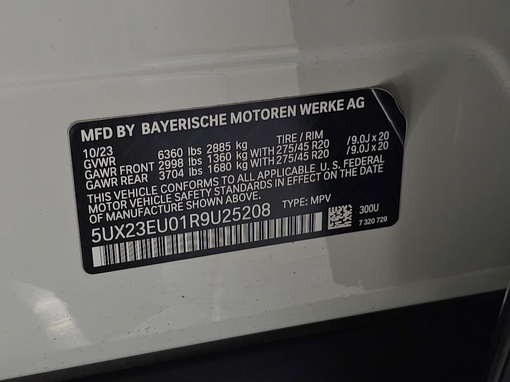 Used 2024 Alpine White BMW xDrive40i image 34