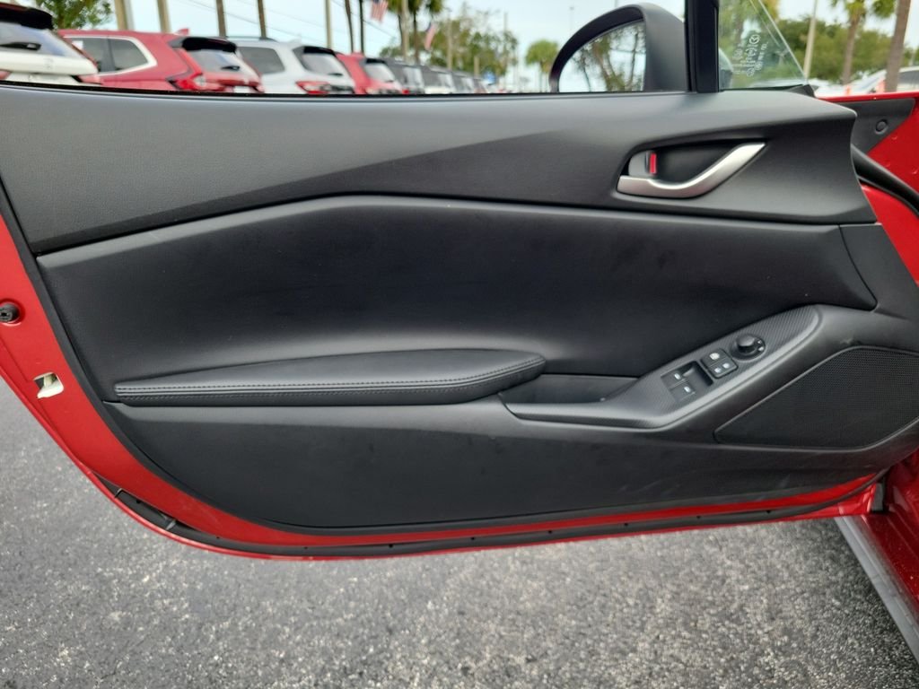 Used 2025 Red Crystal Mazda Sport image 21