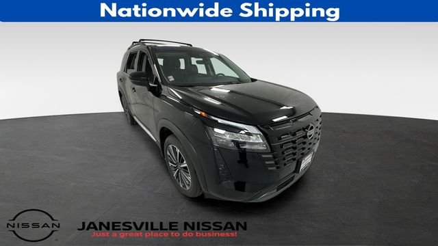 2026 Nissan Pathfinder Platinum 4WD's photo