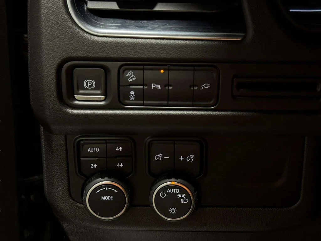 2021 Chevrolet Tahoe Z71 - Photo 18