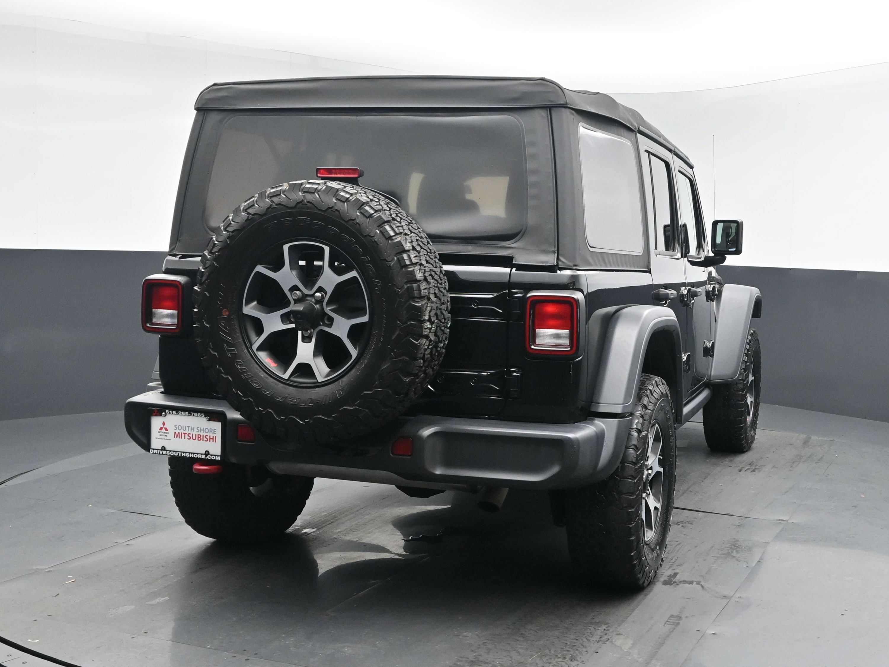Used 2021 Black Clearcoat Jeep Unlimited Rubicon image 18