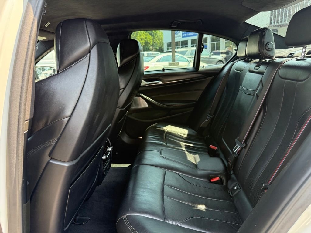 Used 2019 White BMW Competition image 30