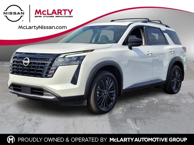 2026 Nissan Pathfinder SL 4WD's photo