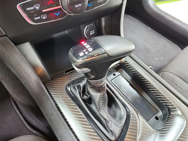 Used 2023 Green Dodge SXT image 26