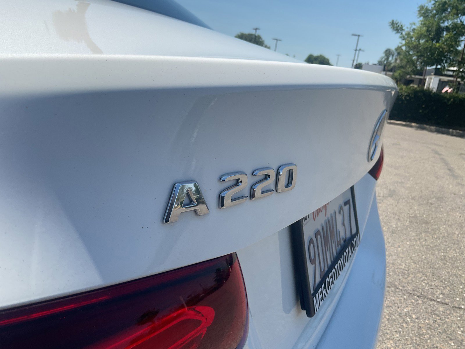 Used 2022 Polar White Mercedes-Benz A 220 image 10