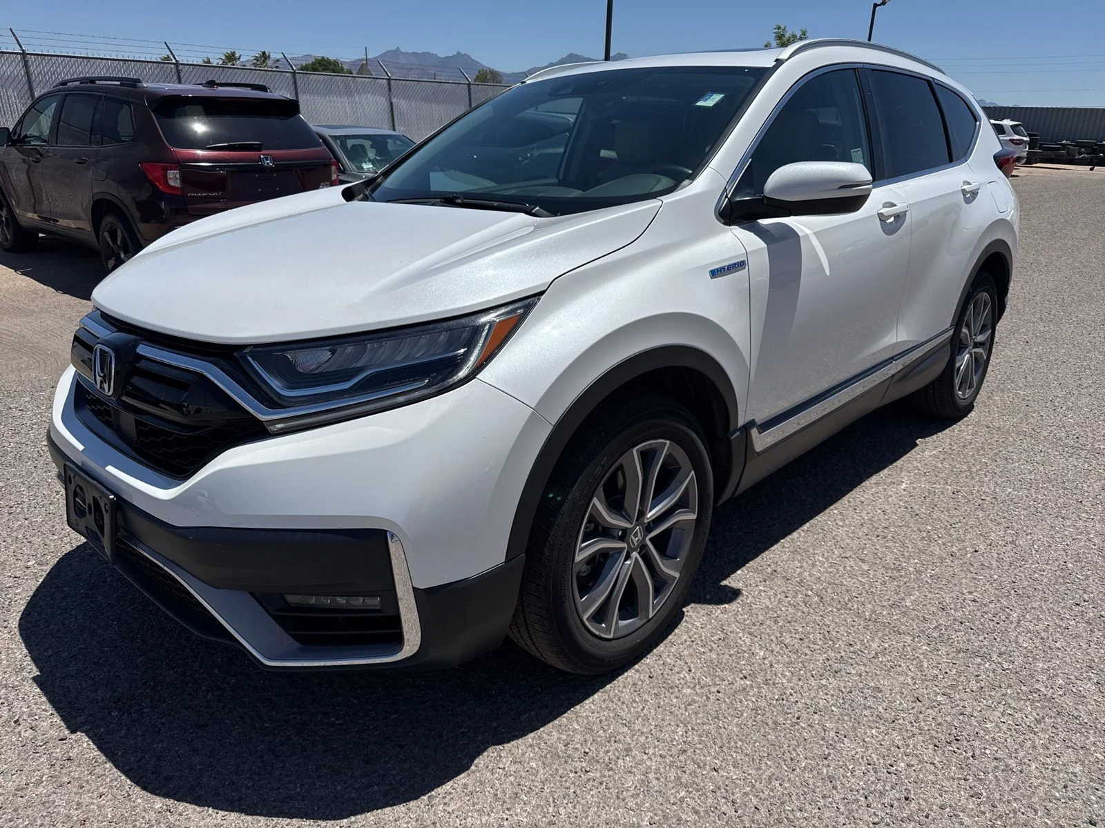 2022 Honda CR-V Hybrid Touring AWD's photo