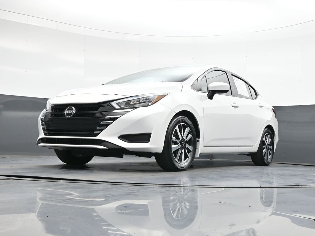Used 2025 White Nissan 1.6 SV image 48
