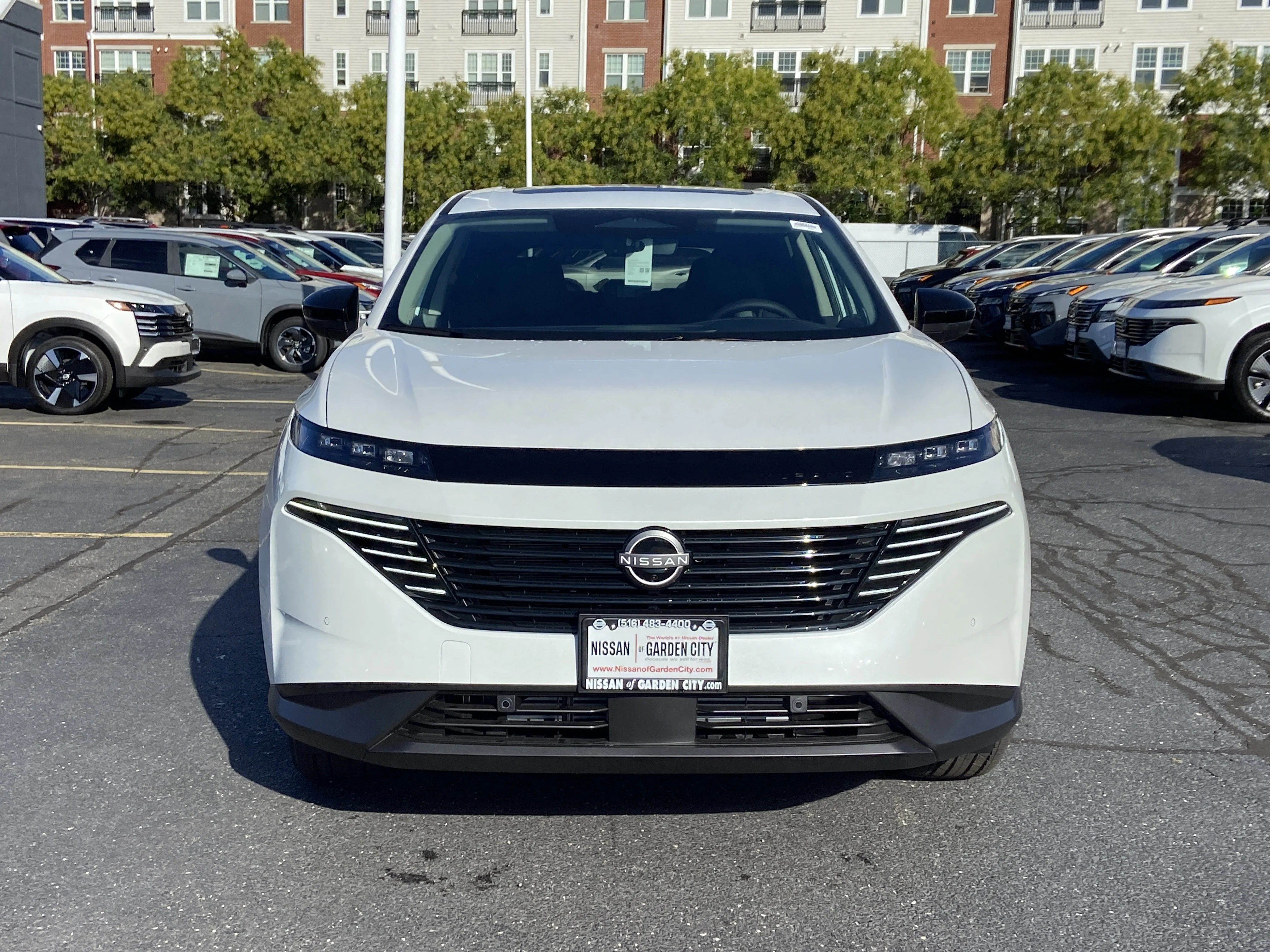 New 2026 Everest White Pearl TriCoat Nissan SL image 2