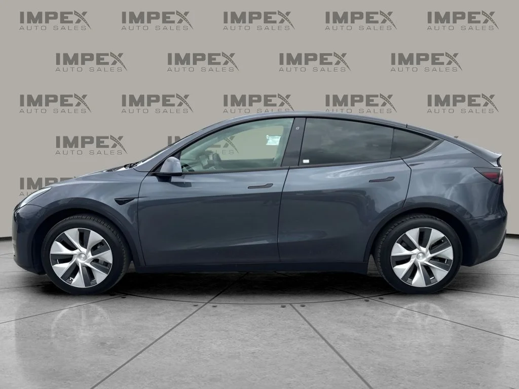 Used 2020 Gray Tesla Long Range image 2