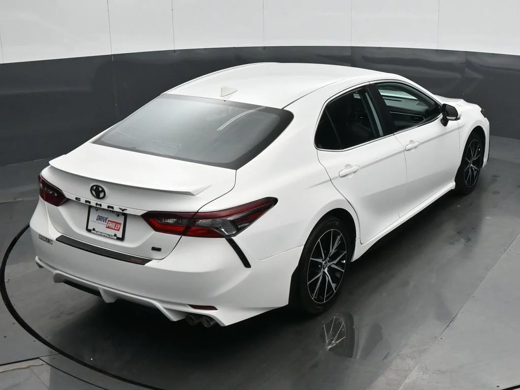 Used 2024 White Toyota SE image 22