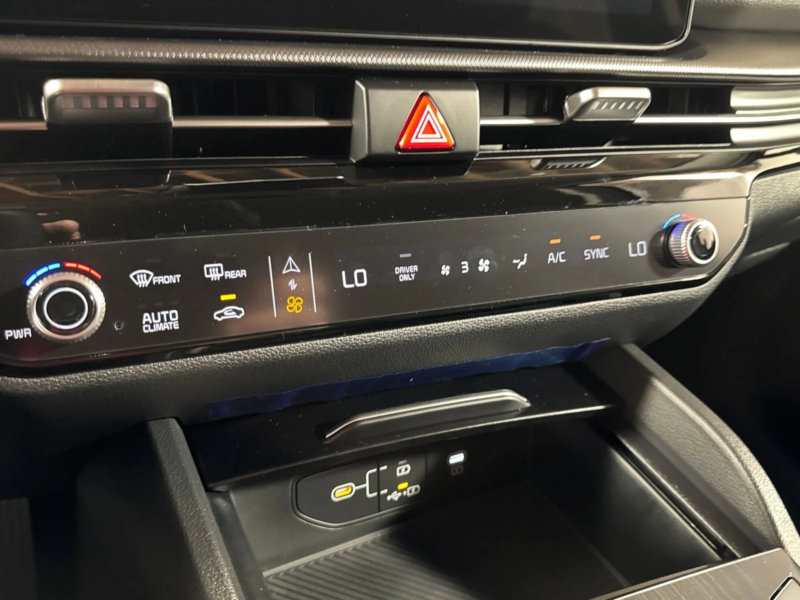 New 2026 Steel Gray Kia LX image 19
