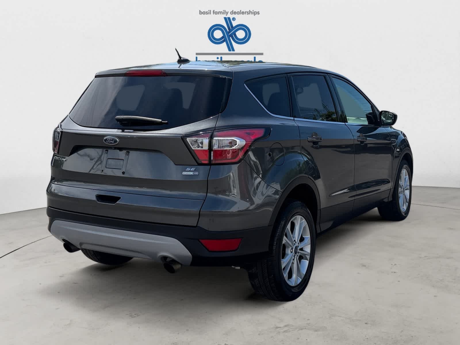 Used 2017 Magnetic Ford SE image 7