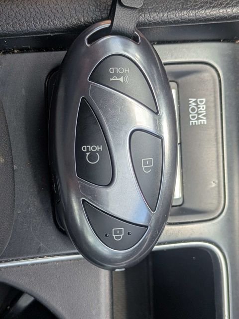 Used 2025 Blue Hyundai SEL image 31