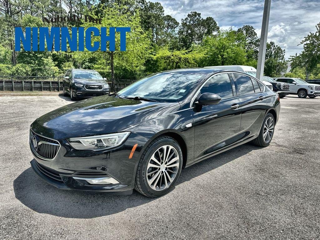 2018 Buick Regal Sportback Essence