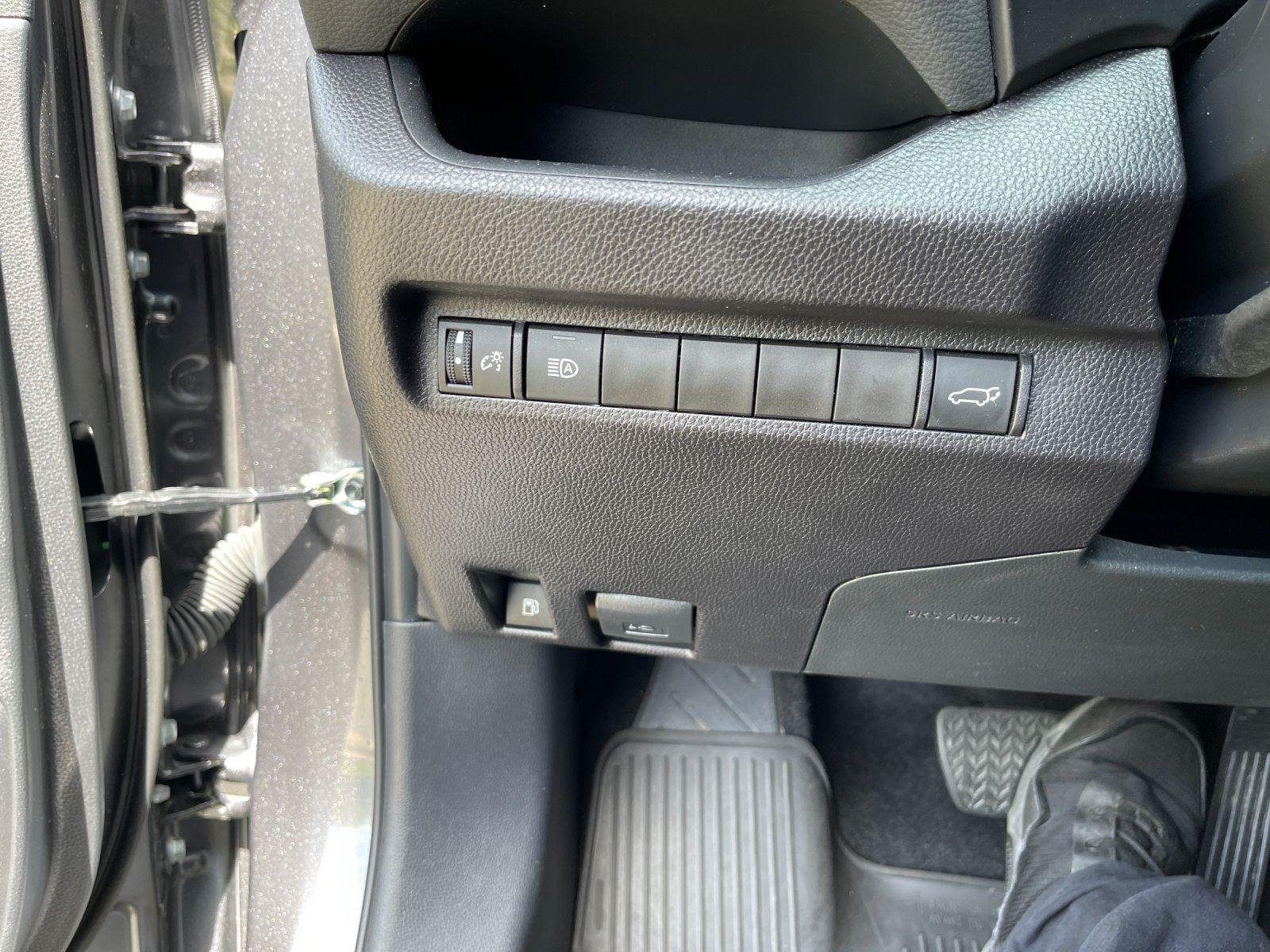 Used 2024 Magnetic Gray Metallic Toyota XLE image 17