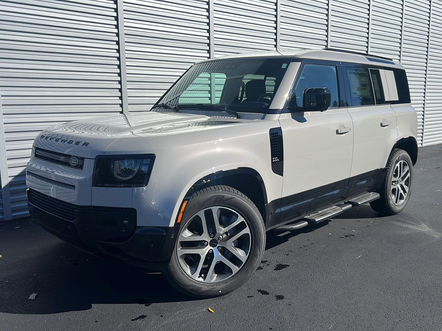 2026 Land Rover Defender