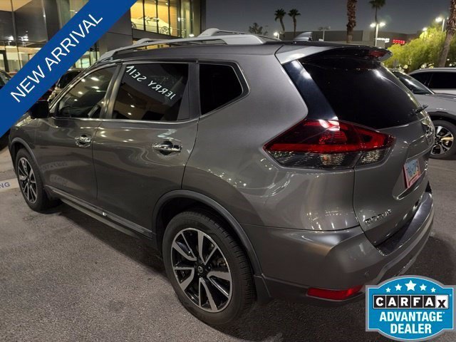 Used 2019 Gun Metallic Nissan SL image 4